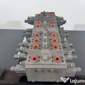 Distribuitor LIEBHERR A316 R901073572 An 2009